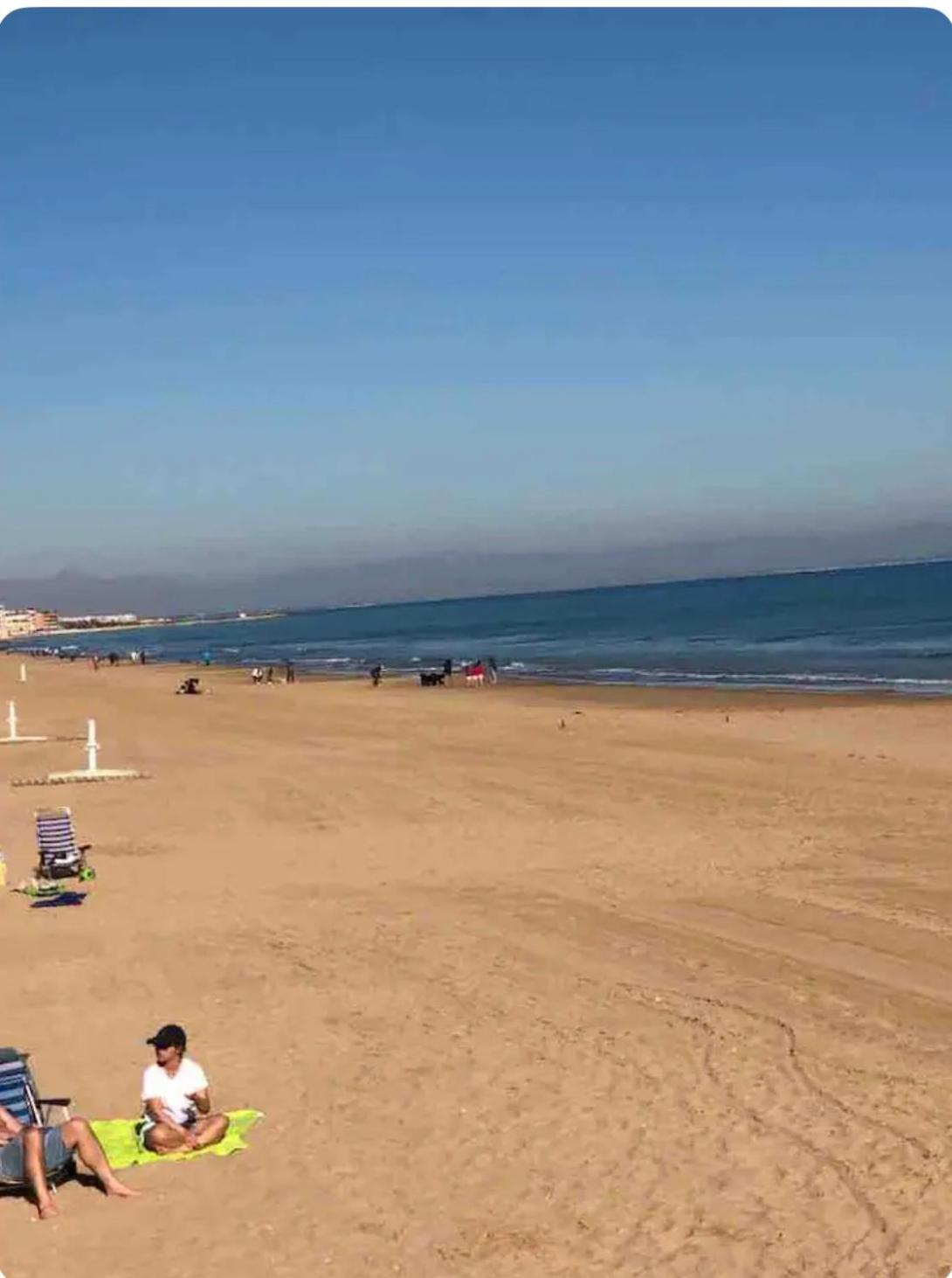 Apartamento Centrico Con Garaje Torrevieja Luaran gambar